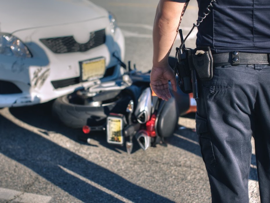 What are the common challenges faced by car accident lawyers during cases?